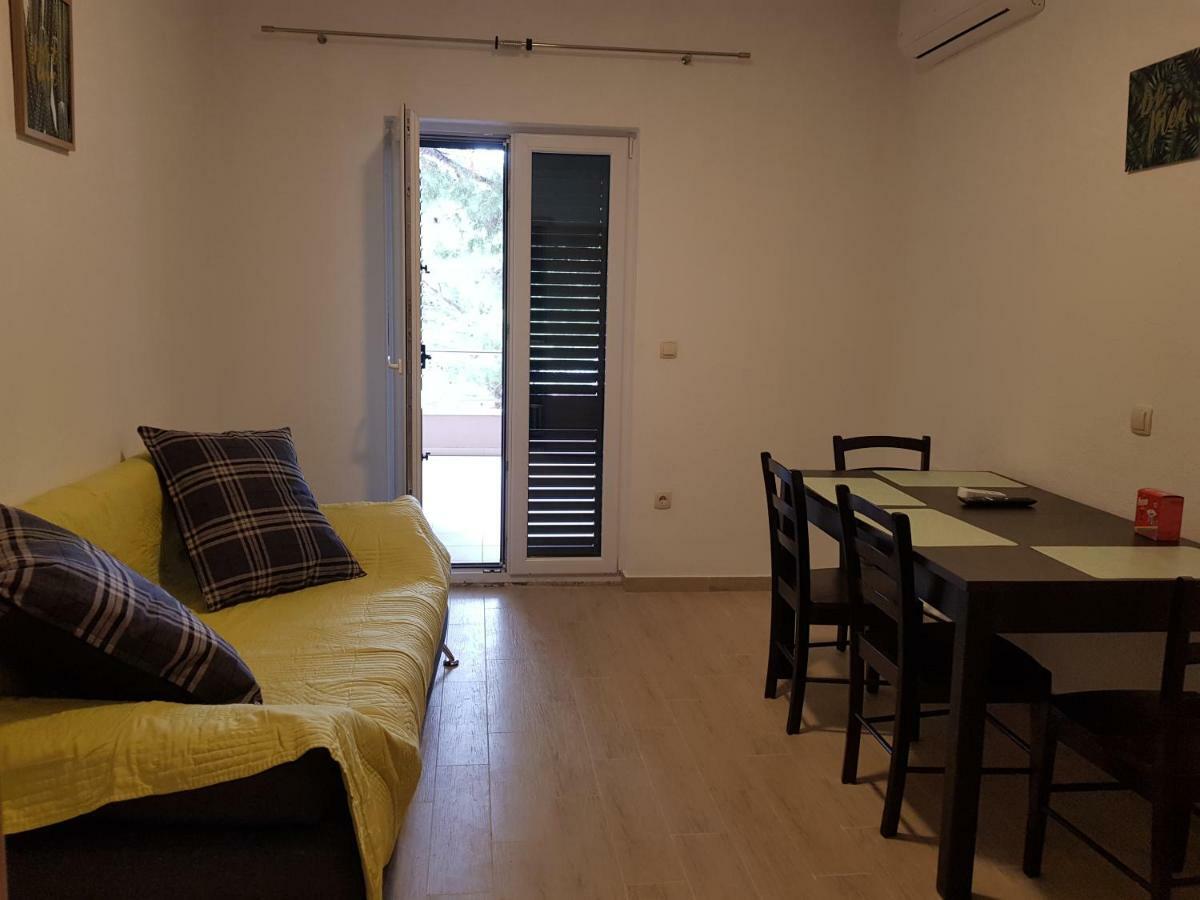 "Laurier" Rooms & Apartments Celina Bagian luar foto