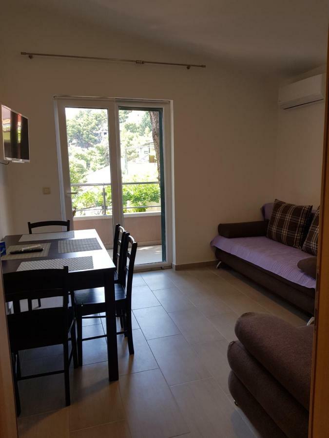 "Laurier" Rooms & Apartments Celina Bagian luar foto